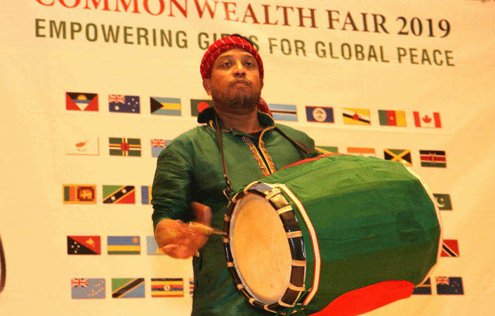 Bangladesh drummer:  Bangla dhol performance