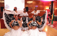 Guests were entertained by the Tropical Flowers Séga Dancers, a group of female British Mauritian dancers